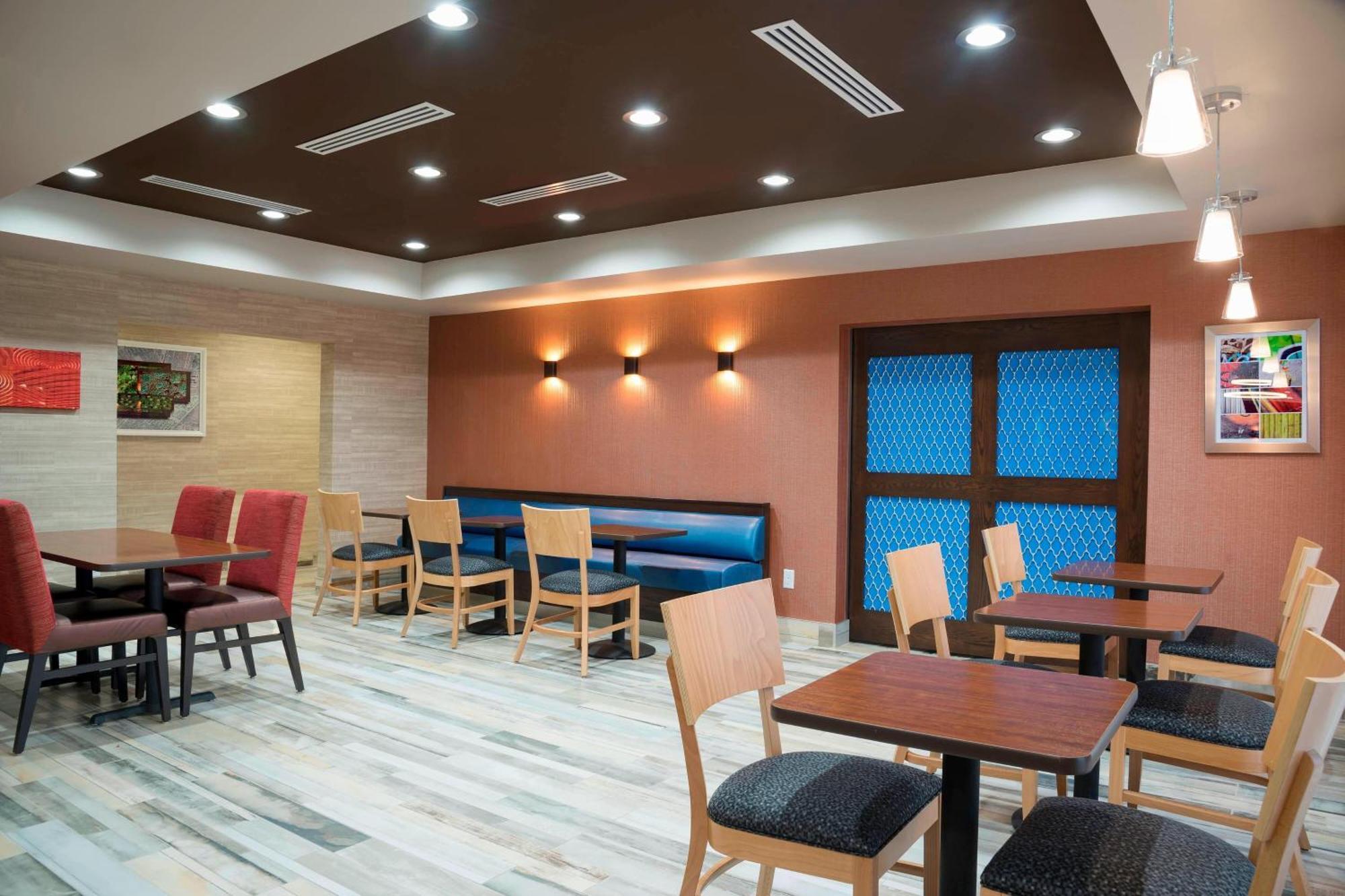 Towneplace Suites By Marriott Ontario-Mansfield Exterior photo
